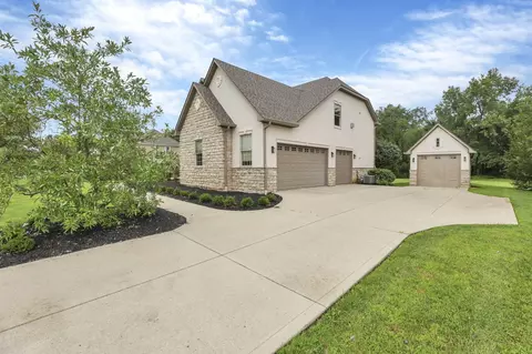 Other - 2370 Dauer Ct, Powell, OH 43065 photo 2 of 27