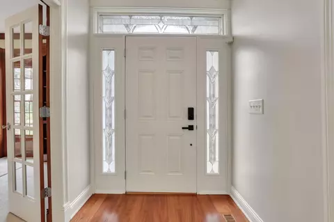 Entry Way - 2370 Dauer Ct, Powell, OH 43065 photo 2 of 3