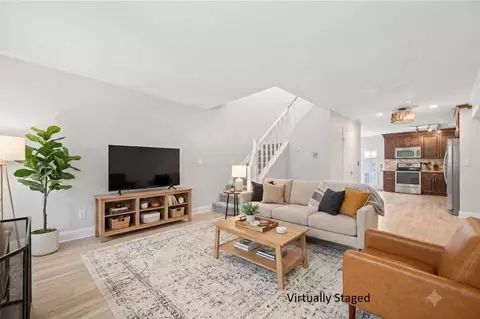 493 W 3rd Ave, Columbus, OH 43201