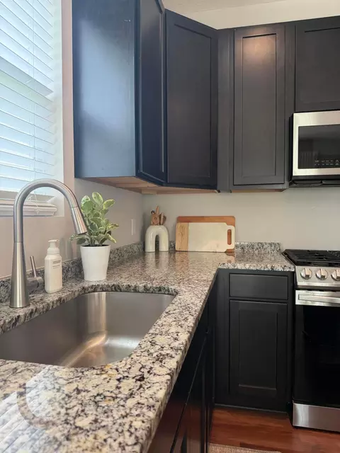 Kitchen - 175 Lenell Loop, Delaware, OH 43015 photo 2 of 4