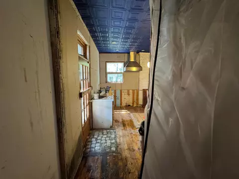 Entry Way - 29-31 Smith Pl, Columbus, OH 43201 photo 6 of 11