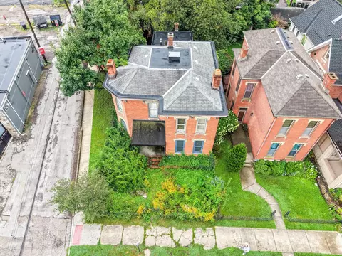 View/Area - 29-31 Smith Pl, Columbus, OH 43201 photo 1 of 13