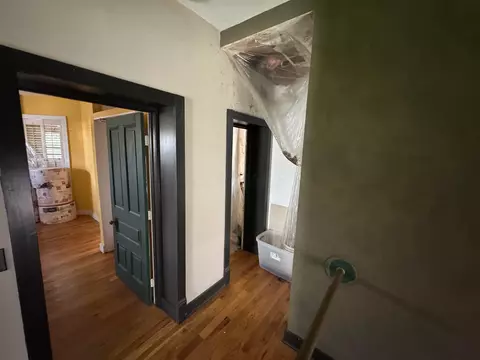 Entry Way - 29-31 Smith Pl, Columbus, OH 43201 photo 9 of 11