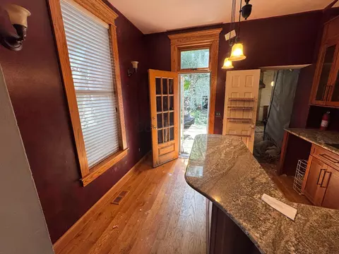 Kitchen - 29-31 Smith Pl, Columbus, OH 43201 photo 1 of 7