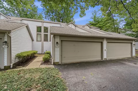 2691 Woodland Trail Dr, Columbus, OH 43231