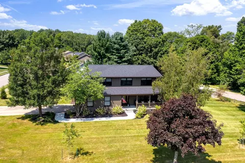 10 Woodside Blvd, Lexington, OH 44904