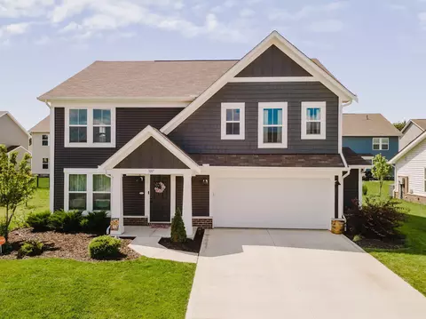 1017 Queen Bee Pl, Grove City, OH 43123