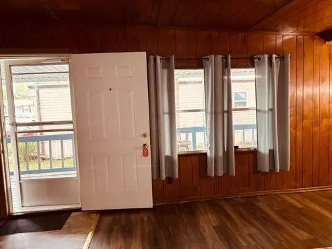 Entry Way - 210 Cedar St #151, Pataskala, OH 43062 photo 1 of 3