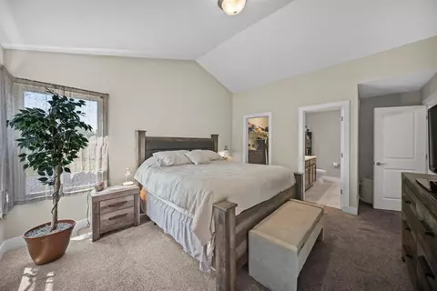 Bedroom - 153 Paramus Ave, Newark, OH 43055 photo 3 of 4