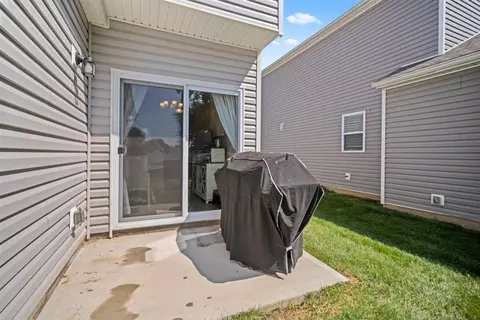 Exterior - 153 Paramus Ave, Newark, OH 43055 photo 6 of 8