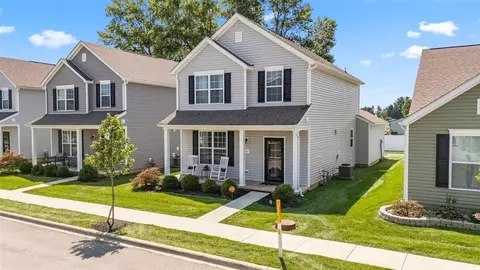 Exterior - 153 Paramus Ave, Newark, OH 43055 photo 1 of 8