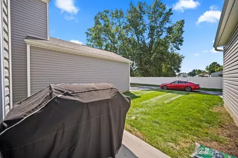 Exterior - 153 Paramus Ave, Newark, OH 43055 photo 5 of 8
