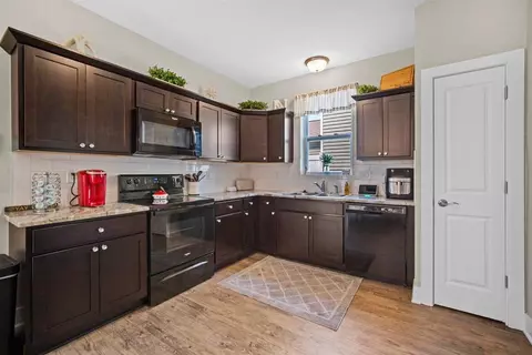 Kitchen - 153 Paramus Ave, Newark, OH 43055 photo 1 of 2