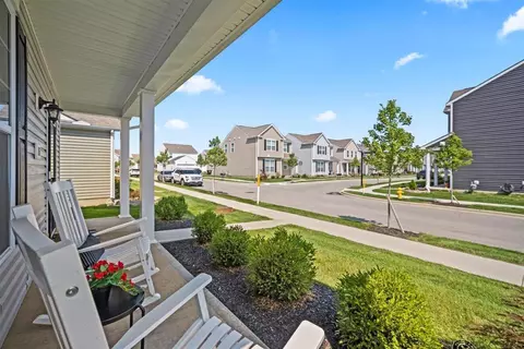 Exterior - 153 Paramus Ave, Newark, OH 43055 photo 3 of 8
