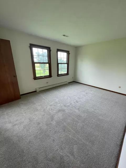 Bedroom - 19465 Winchester Rd, Circleville, OH 43113 photo 2 of 5