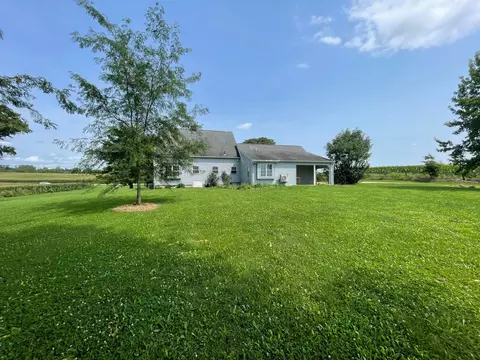 Exterior - 19465 Winchester Rd, Circleville, OH 43113 photo 9 of 10