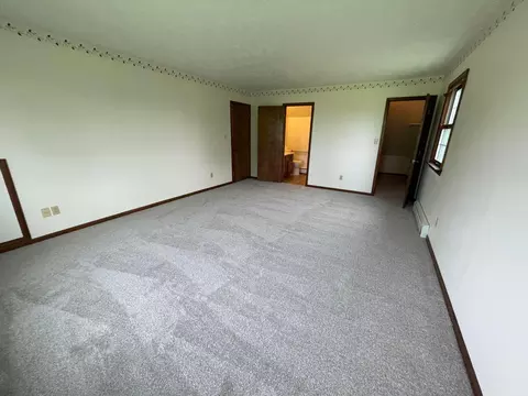 Bedroom - 19465 Winchester Rd, Circleville, OH 43113 photo 5 of 5