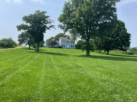 Exterior - 19465 Winchester Rd, Circleville, OH 43113 photo 8 of 10