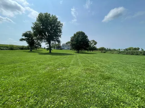 Exterior - 19465 Winchester Rd, Circleville, OH 43113 photo 7 of 10