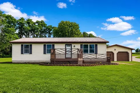 5653 Duncan Rd SW, Lancaster, OH 43130