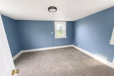 Bedroom - 30 E Channel St, Newark, OH 43055 photo 1 of 1