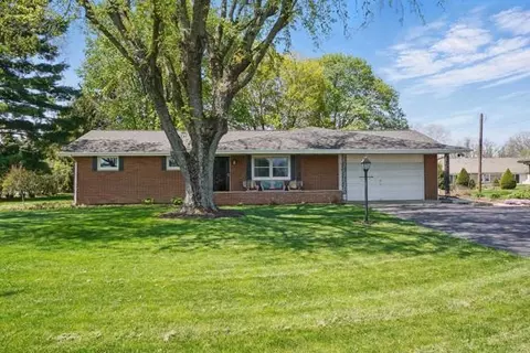 250 State Route 142 NE, West Jefferson, OH 43162