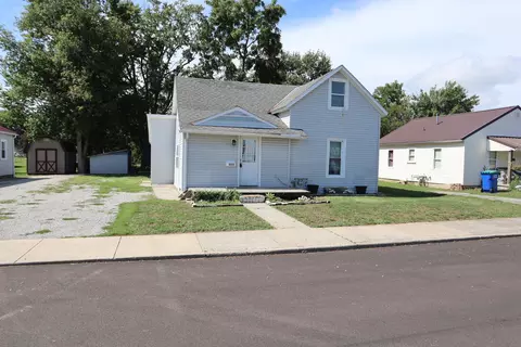 1222 E Temple St, Washington Court House, OH 43160