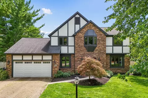 8888 Chateau Dr NW, Pickerington, OH 43147