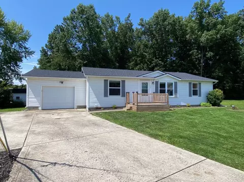 33 Lynnwood Cir SE, Buckeye Lake, OH 43008