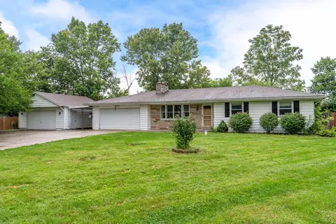 4 Frederick Pl, Medway, OH 45341