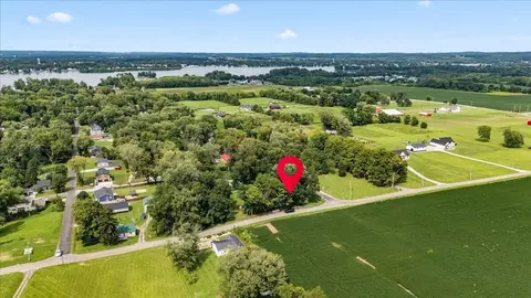 5738 Fairfield Beach Rd NE, Thornville, OH 43076