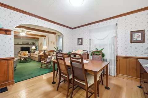 Dining - 2323 Beatrice St, Springfield, OH 45503 photo 2 of 3