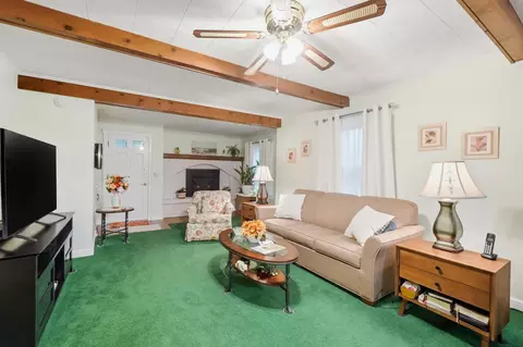 Living - 2323 Beatrice St, Springfield, OH 45503 photo 1 of 3