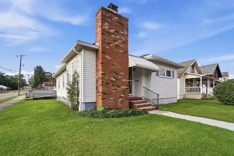 Exterior - 2323 Beatrice St, Springfield, OH 45503 photo 13 of 14
