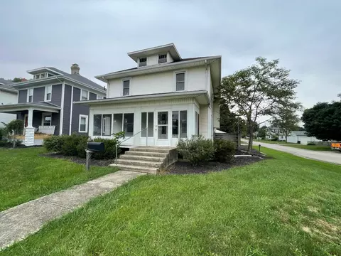 902 Dayton Ave NW, Washington Court House, OH 43160
