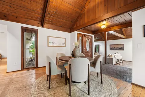 Dining - 2756 Lear Rd, Columbus, OH 43220 photo 3 of 3