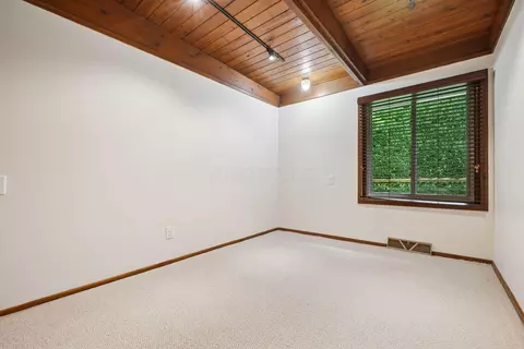 Bedroom - 2756 Lear Rd, Columbus, OH 43220 photo 5 of 6