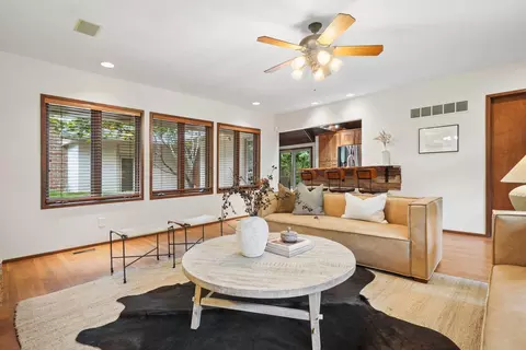 Living - 2756 Lear Rd, Columbus, OH 43220 photo 6 of 7