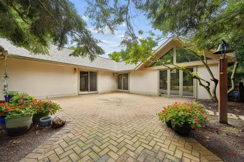Exterior - 2756 Lear Rd, Columbus, OH 43220 photo 7 of 13