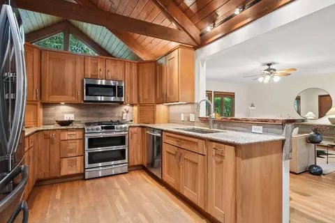 Kitchen - 2756 Lear Rd, Columbus, OH 43220 photo 1 of 5