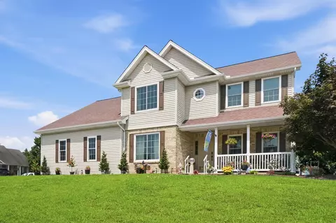820 Willow Bend Dr, Wilmington, OH 45177