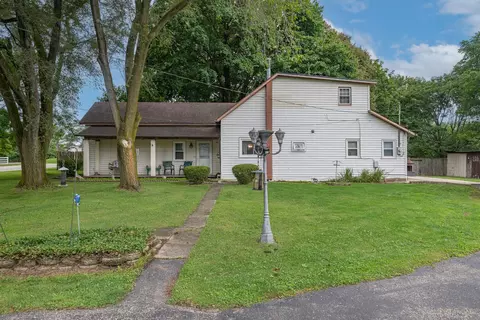 Exterior - 7570 Troy Rd, Springfield, OH 45502 photo 3 of 8