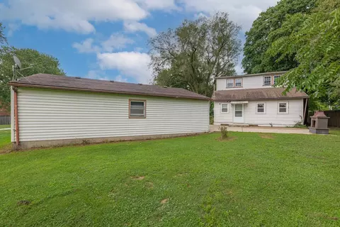 Exterior - 7570 Troy Rd, Springfield, OH 45502 photo 7 of 8