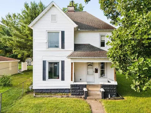 442 Clarendon St, Newark, OH 43055