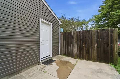 Exterior - 596 Easy St, Marion, OH 43302 photo 14 of 14