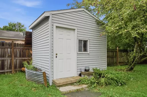 Exterior - 596 Easy St, Marion, OH 43302 photo 9 of 14