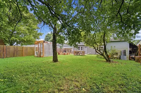 Exterior - 596 Easy St, Marion, OH 43302 photo 13 of 14