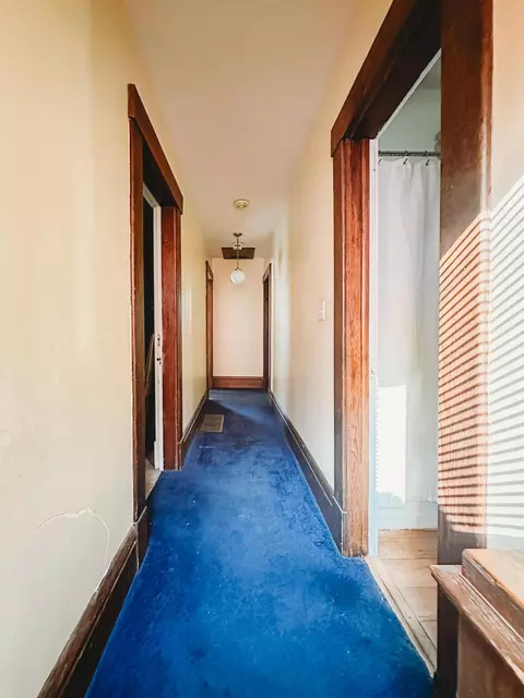 Entry Way - 189 E Main St, Mount Sterling, OH 43143 photo 1 of 6