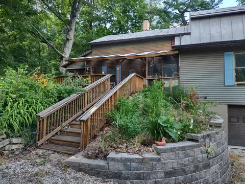 1500 N Market St, Galion, OH 44833