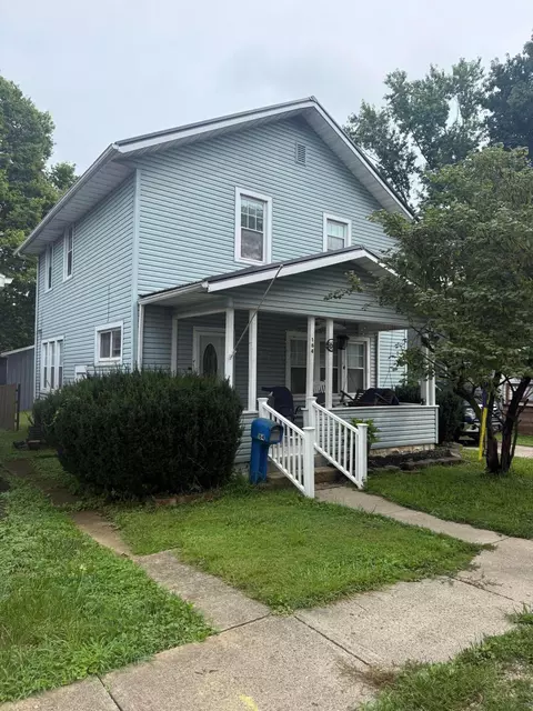 164 E Channel St, Newark, OH 43055